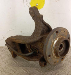 Moyeu avant gauche PEUGEOT 1007 Photo n°1