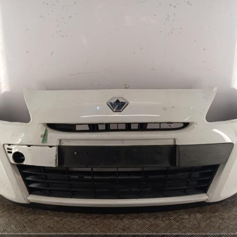 Pare choc avant RENAULT CLIO 3