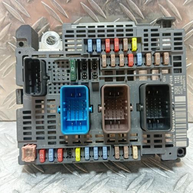 Boitier servitude moteur (BSM) PEUGEOT 508 1