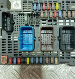 Boitier servitude moteur (BSM) PEUGEOT 508 1