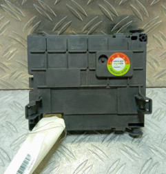 Boitier servitude moteur (BSM) PEUGEOT 508 1 Photo n°4