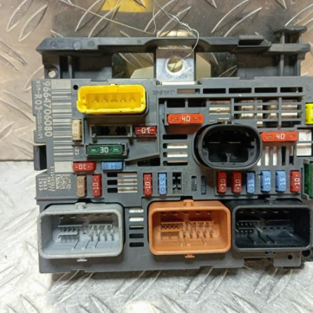 Boitier servitude moteur (BSM) PEUGEOT 807 Photo n°1