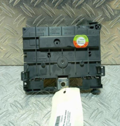 Boitier servitude moteur (BSM) PEUGEOT 807 Photo n°3