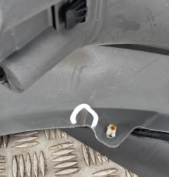 Pare choc avant TOYOTA YARIS 2 Photo n°10