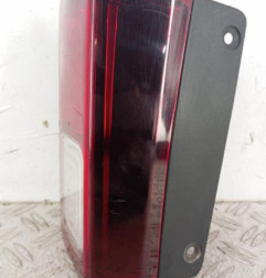 Feu de pare choc arriere gauche NISSAN NV300