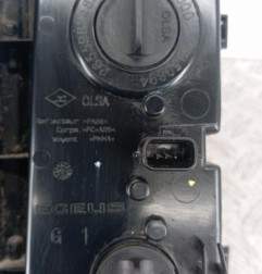 Feu de pare choc arriere gauche NISSAN NV300 Photo n°5