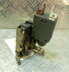 Serrure avant gauche PEUGEOT 106