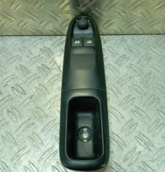 Interrupteur de leve vitre avant gauche PEUGEOT 406 Photo n°1