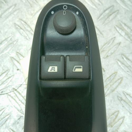 Interrupteur de leve vitre avant gauche PEUGEOT 406