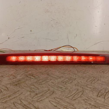 Feu arriere stop central RENAULT CLIO 2 Photo n°1