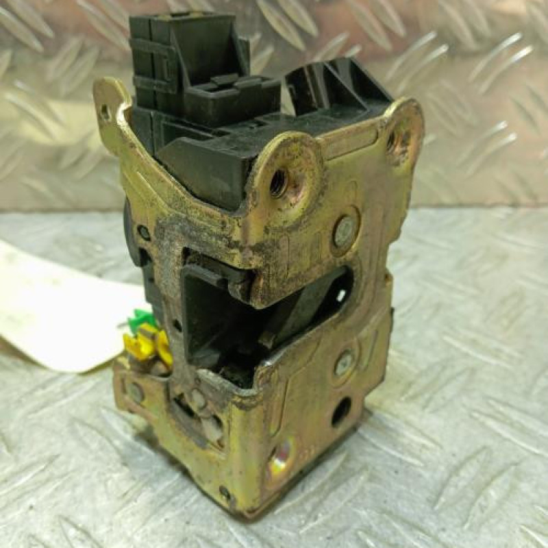 Serrure avant gauche RENAULT KANGOO 1