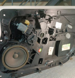 Leve vitre electrique avant droit FORD FIESTA 6 Photo n°1