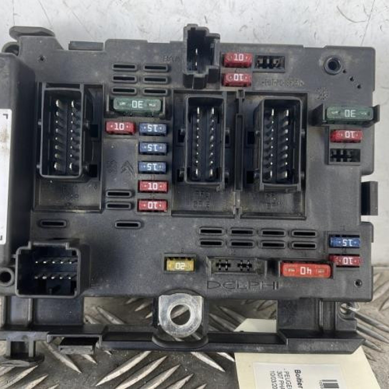 Boitier servitude moteur (BSM) PEUGEOT 307