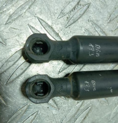 Verin de coffre PEUGEOT 308 2 SW Photo n°3