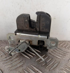 Serrure de hayon VOLKSWAGEN POLO 4 Photo n°1