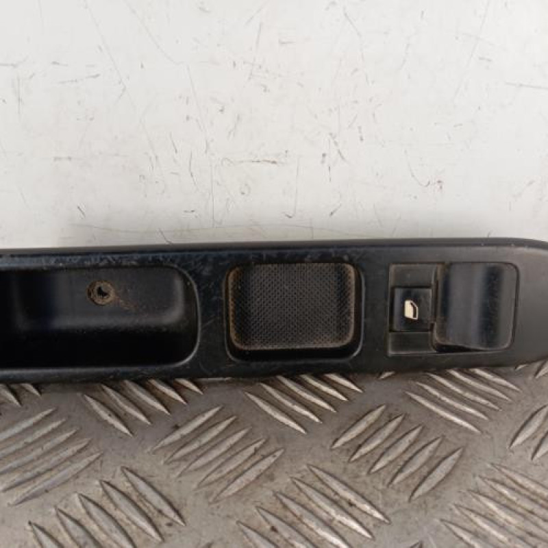 Interrupteur de leve vitre avant droit PEUGEOT 307