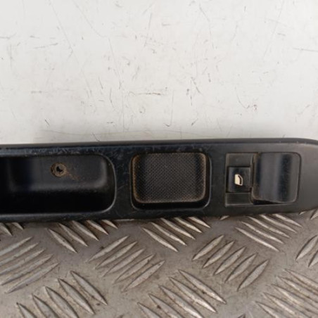 Interrupteur de leve vitre avant droit PEUGEOT 307 Photo n°1