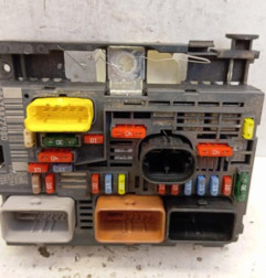 Boitier servitude moteur (BSM) PEUGEOT 5008 1 Photo n°1