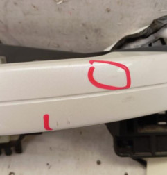 Poignee porte avant droit FORD KUGA 2