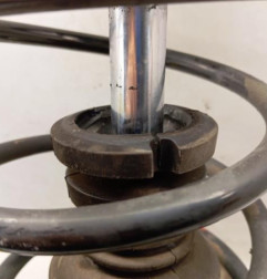 Amortisseur avant gauche DACIA SANDERO 3