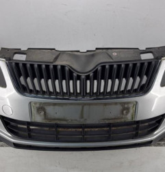 Pare choc avant SKODA FABIA 2 Photo n°1