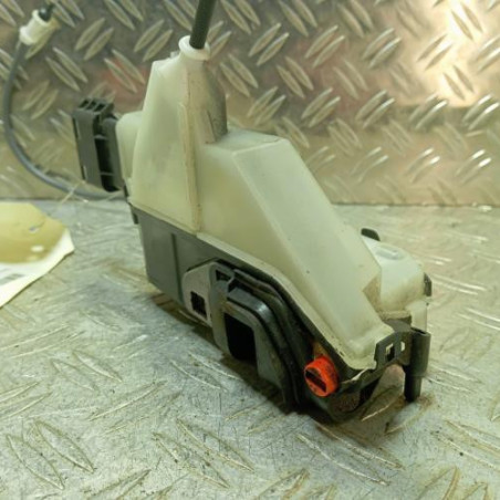 Serrure arriere droit CITROEN C3 3