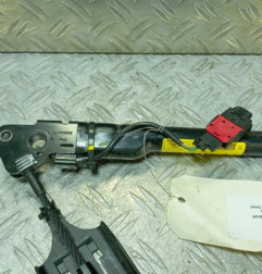 Attache ceinture avant droit RENAULT TWINGO 2