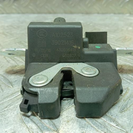 Serrure de hayon OPEL ASTRA K Photo n°1