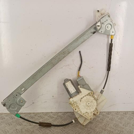 Leve vitre electrique avant gauche PEUGEOT 406 Photo n°1