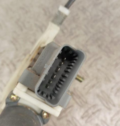 Leve vitre electrique avant gauche PEUGEOT 406 Photo n°3