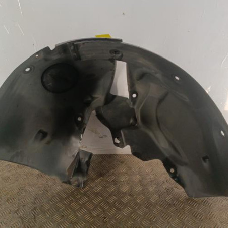 Pare boue avant gauche RENAULT MEGANE 2