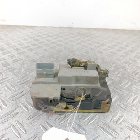 Serrure avant droit PEUGEOT 206