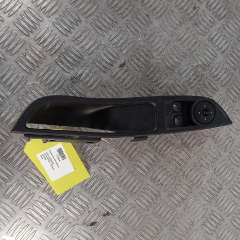 Interrupteur de leve vitre avant gauche FORD FOCUS 3