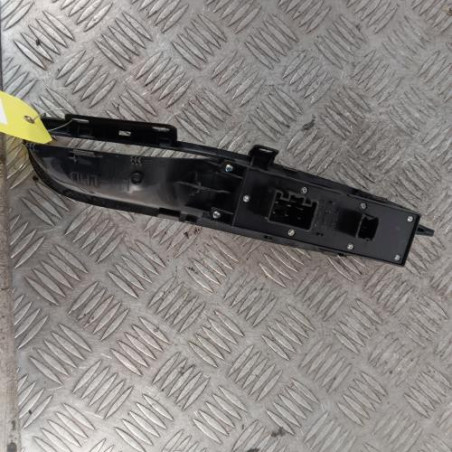 Interrupteur de leve vitre avant gauche FORD FOCUS 3