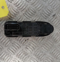 Interrupteur de leve vitre avant gauche CITROEN C3 2