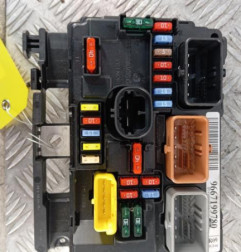 Boitier servitude moteur (BSM) CITROEN C3 2 Photo n°1