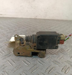 Serrure avant gauche PEUGEOT 205