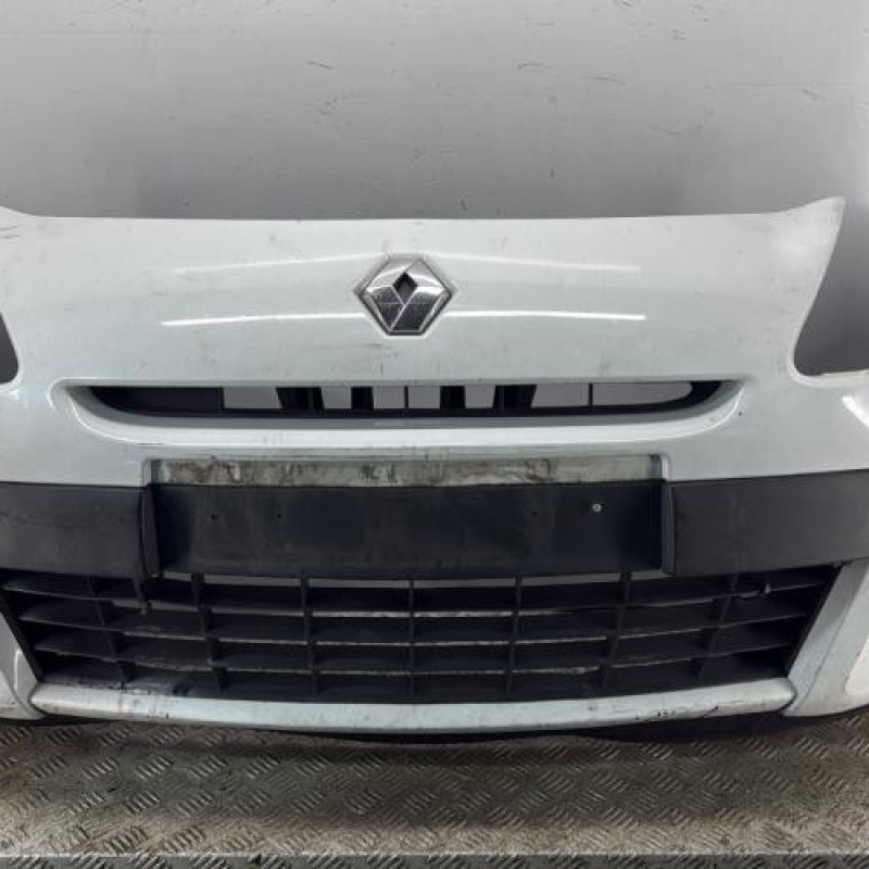 Pare choc avant RENAULT CLIO 3