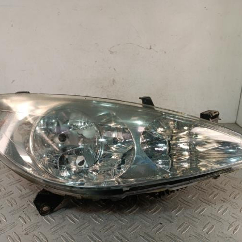 Optique avant principal droit (feux)(phare) PEUGEOT 307