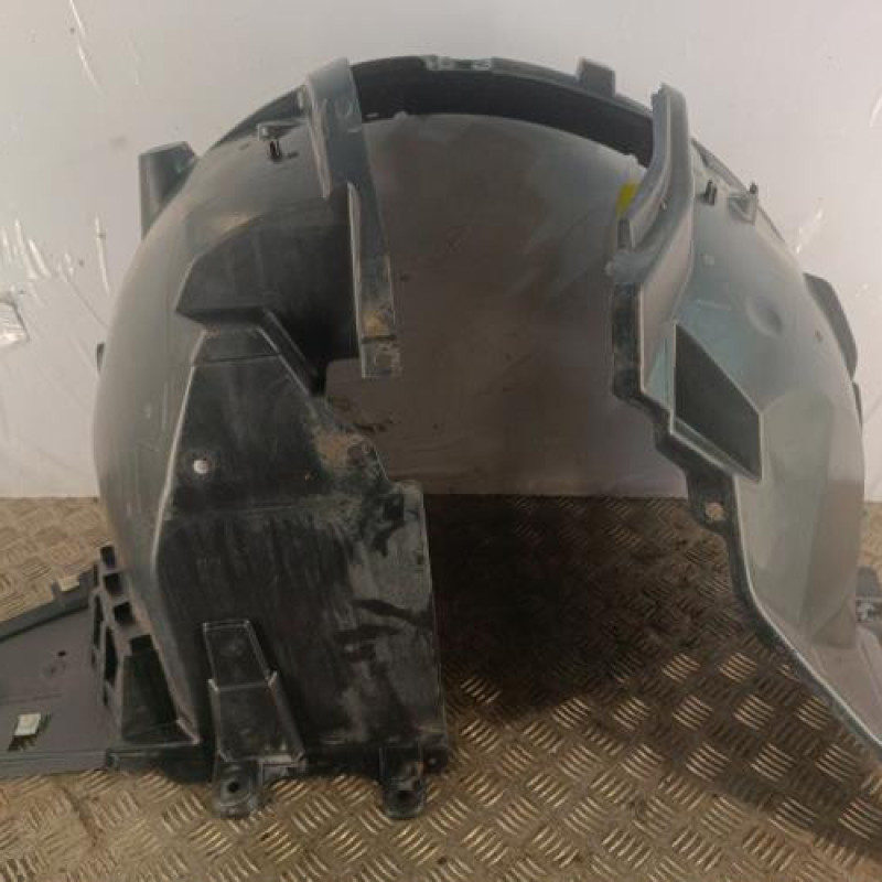 Pare boue avant droit NISSAN QASHQAI 2
