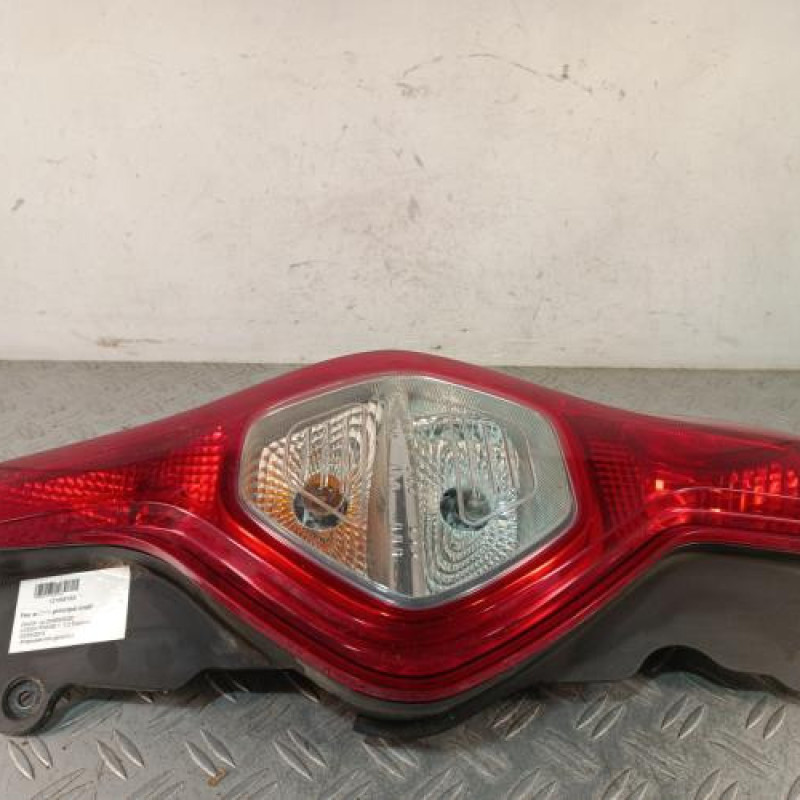 Feu arriere principal droit (feux) DACIA LODGY