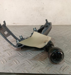 Pommeau de vitesses PEUGEOT PARTNER 2 Photo n°1