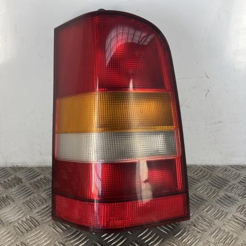 Feu arriere principal gauche (feux) MERCEDES VITO 638