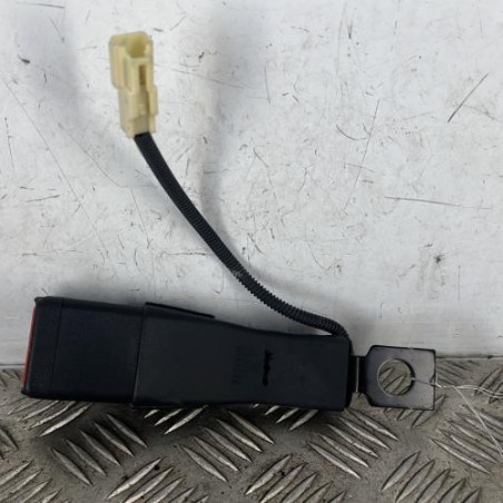 Attache ceinture avant droit SUZUKI SWIFT 5 Photo n°1