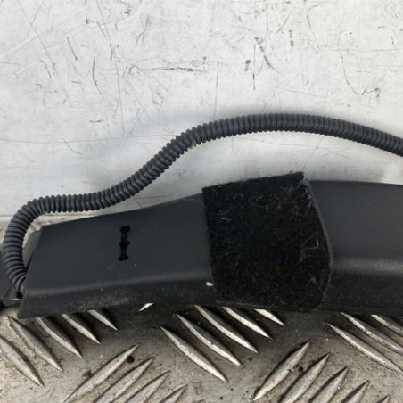 Attache ceinture avant droit SUZUKI SWIFT 5