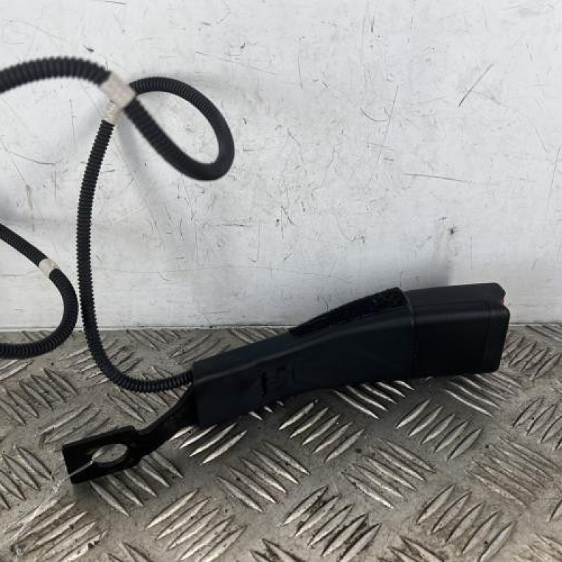 Attache ceinture avant gauche SUZUKI SWIFT 5