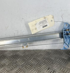 Leve vitre electrique avant droit SUZUKI SWIFT 5 Photo n°1