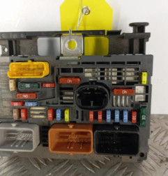 Boitier servitude moteur (BSM) PEUGEOT 407 Photo n°1