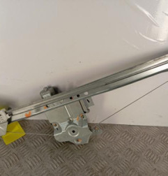 Leve vitre electrique avant gauche DACIA LODGY Photo n°1