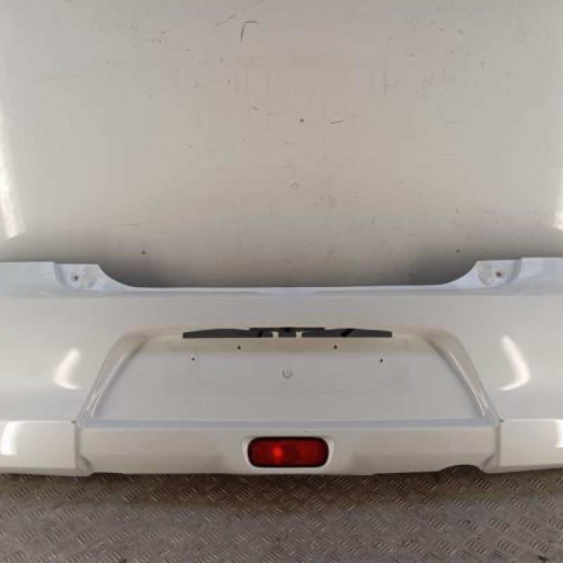 Pare choc arriere SUZUKI SWIFT 5
